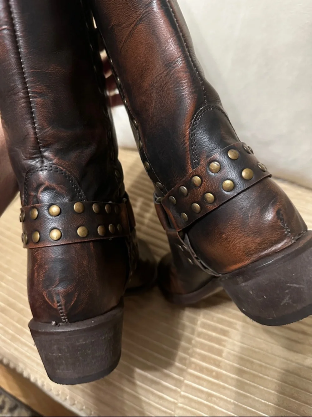 NWT Roper Miranda Dark Brown Studded Round toe Harness Riding Boots 7.5 - Picture 3 of 7